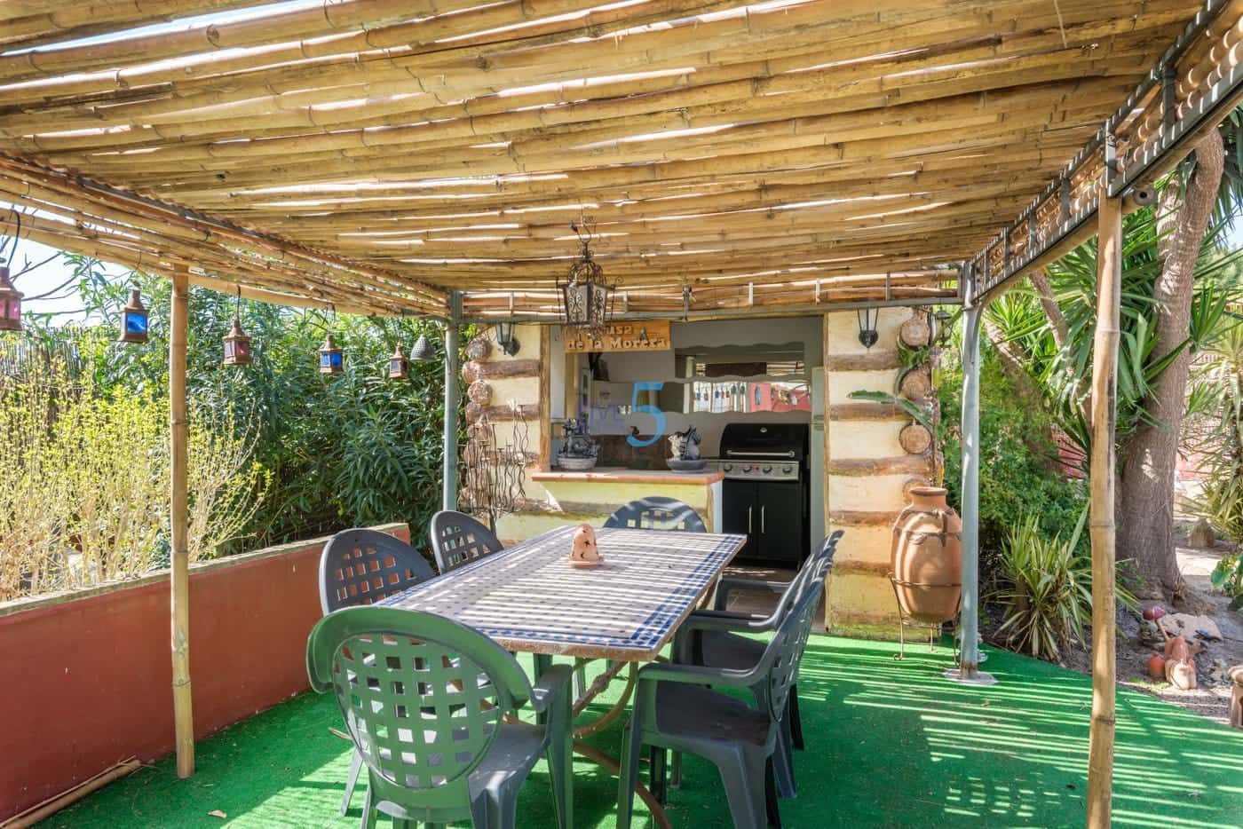 4 sypialnia Willa na sprzedaż w Daya Nueva z basenem garażem - 595 000 € (Ref: 9569270)