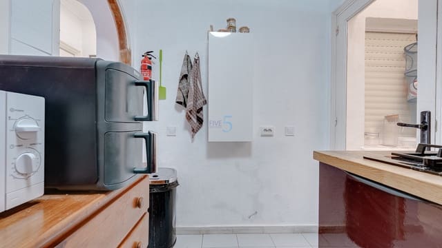 2 bedroom Bungalow for sale in Torrevieja - € 120,000 (Ref: 9570344)