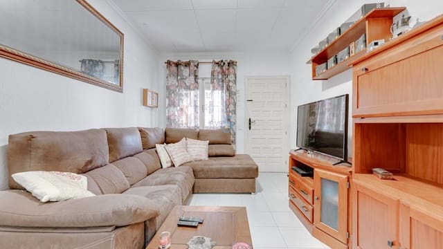 2 bedroom Bungalow for sale in Torrevieja - € 120,000 (Ref: 9570344)