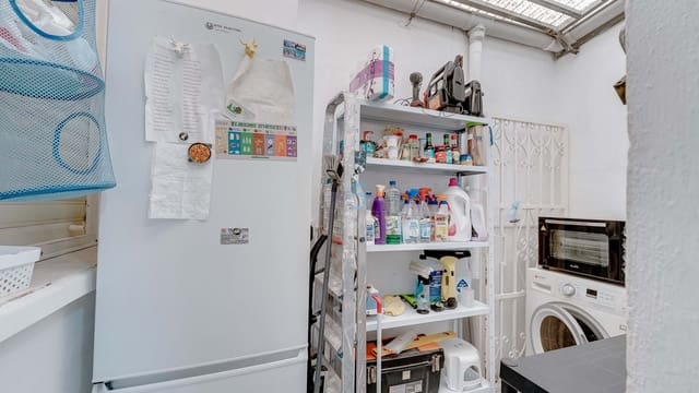 2 bedroom Bungalow for sale in Torrevieja - € 120,000 (Ref: 9570344)