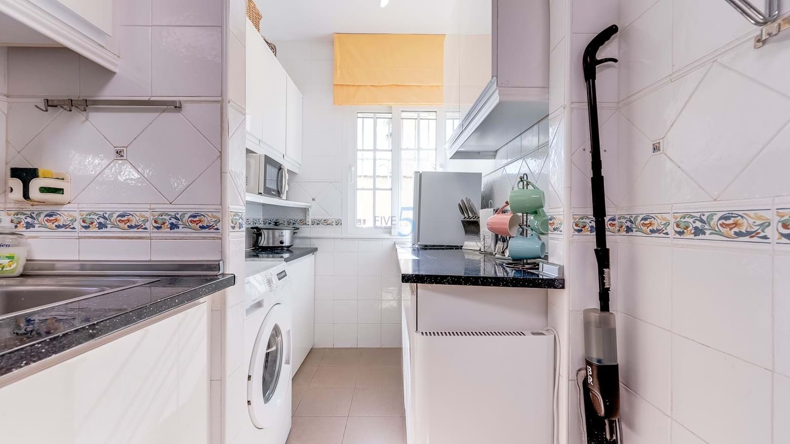 Chalet de 3 habitaciones en Playa Flamenca en venta con piscina garaje - 349.900 € (Ref: 9570345)