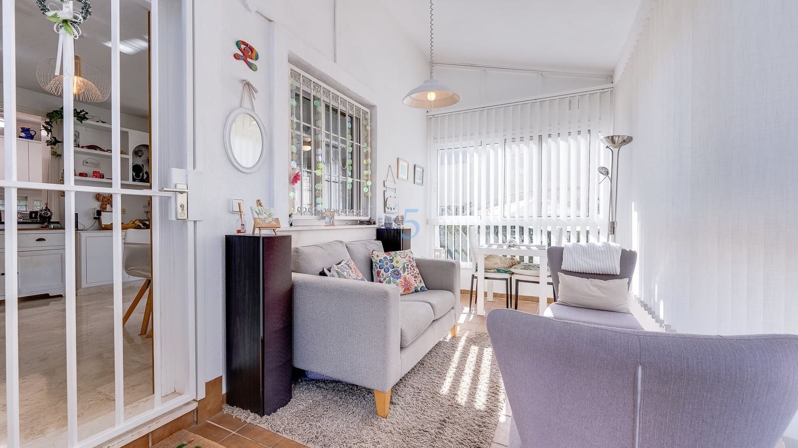 Chalet de 3 habitaciones en Playa Flamenca en venta con piscina garaje - 349.900 € (Ref: 9570345)