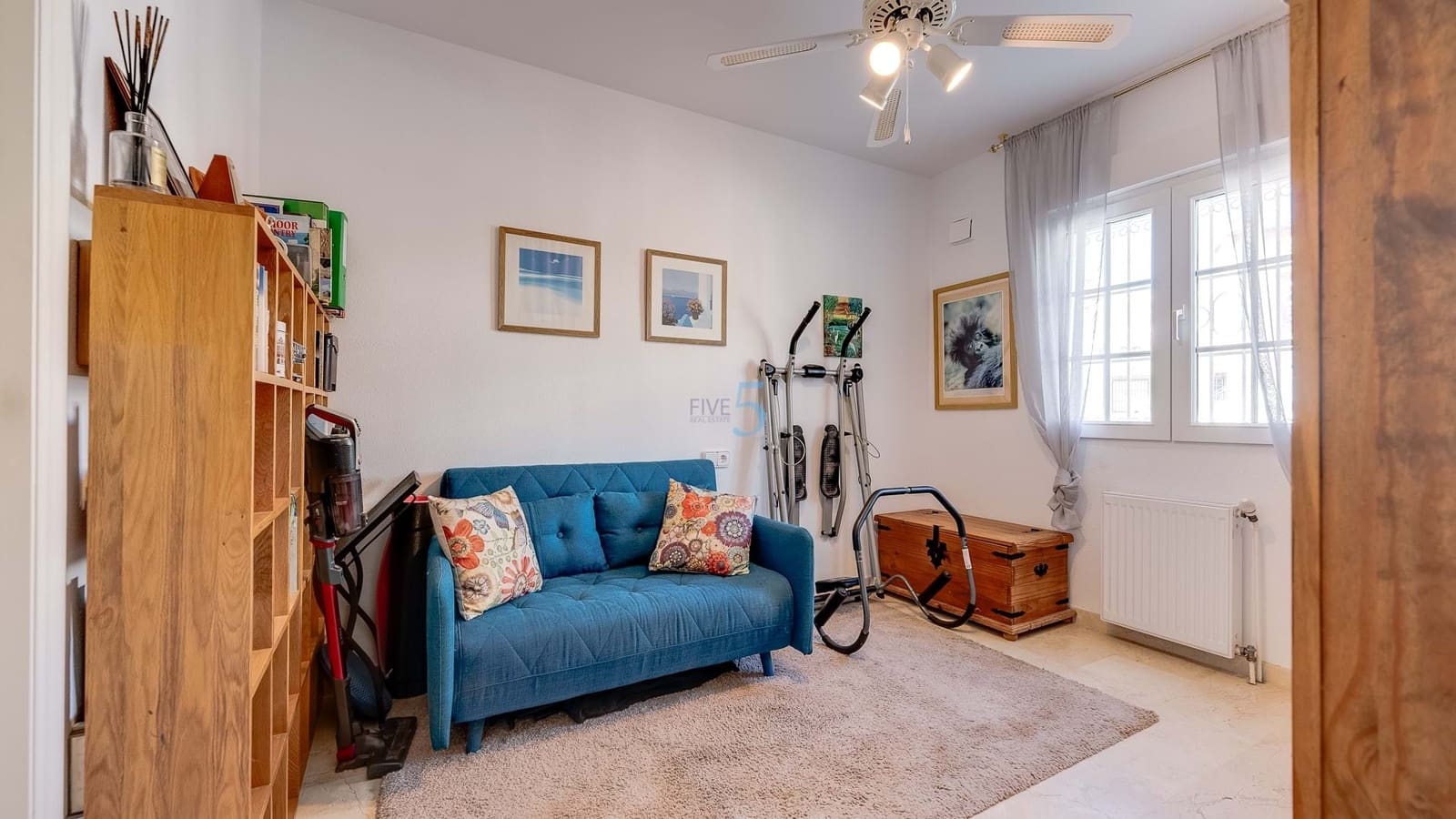 Chalet de 3 habitaciones en Playa Flamenca en venta con piscina garaje - 349.900 € (Ref: 9570345)