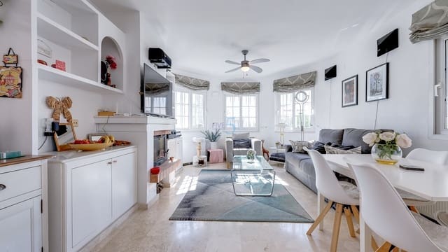 3 soverom Villa til salgs i Playa Flamenca, Orihuela med svømmebasseng garasje - € 349 900 (Ref: 9570345)