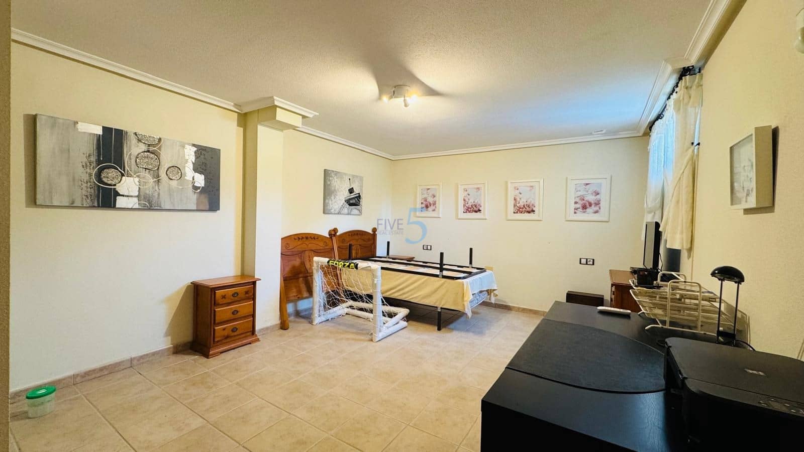 3 chambre Villa/Maison à vendre à Villamartin avec piscine garage - 329 000 € (Ref: 9570346)