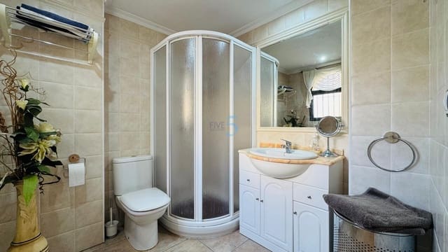 3 chambre Villa/Maison à vendre à Villamartin, Orihuela avec piscine garage - 329 000 € (Ref: 9570346)