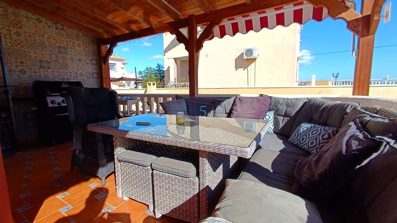 3 bedroom Villa for sale in Lo Crispin with pool - € 349,995 (Ref: 9571990)