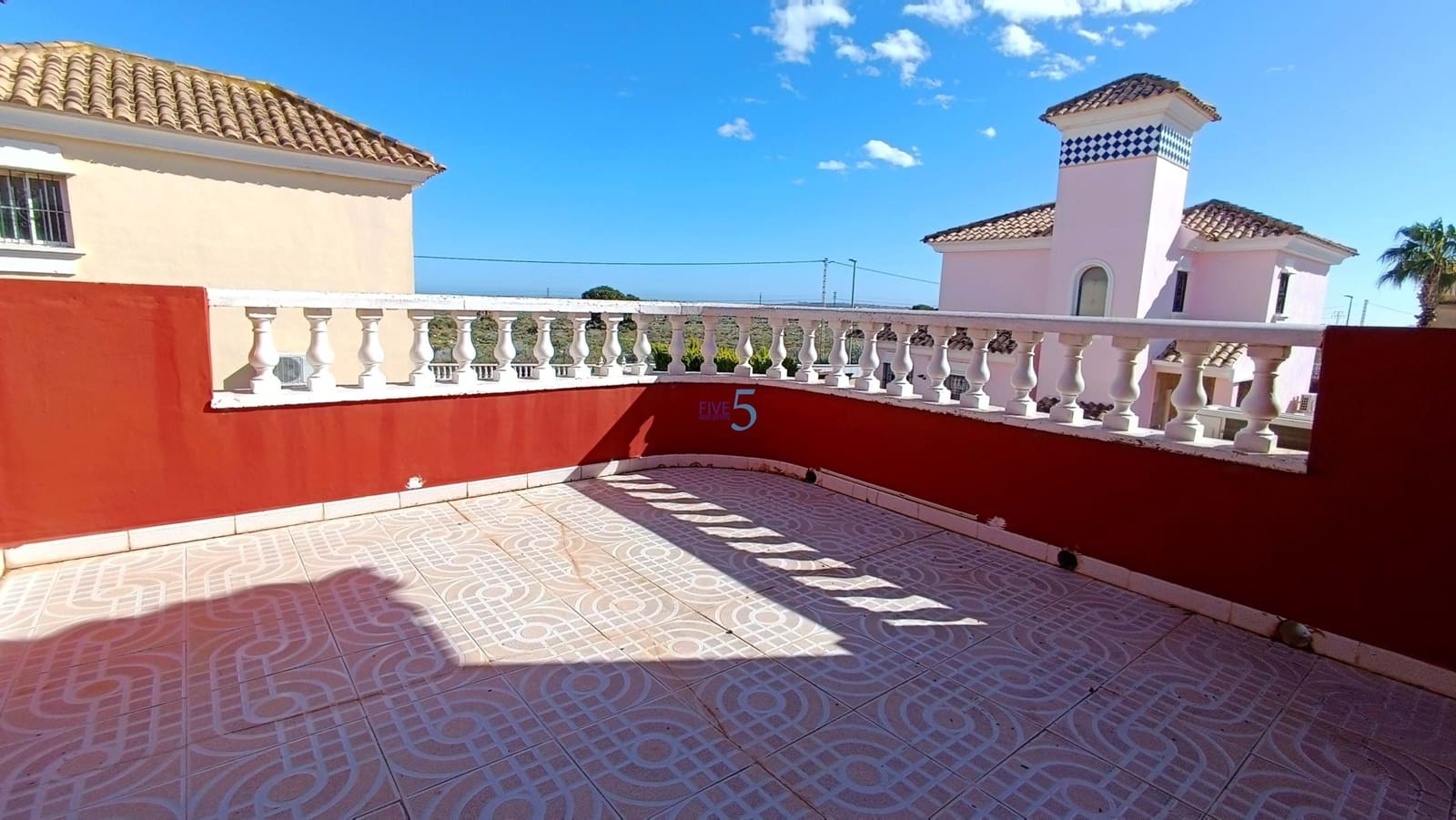 3 bedroom Villa for sale in Lo Crispin with pool - € 349,995 (Ref: 9571990)