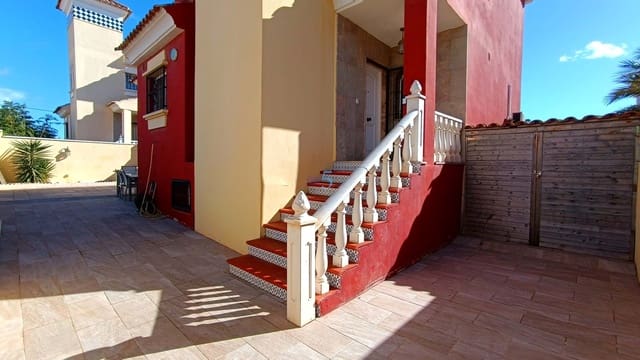 3 sypialnia Willa na sprzedaż w Lo Crispin, Algorfa z basenem - 349 995 € (Ref: 9571990)