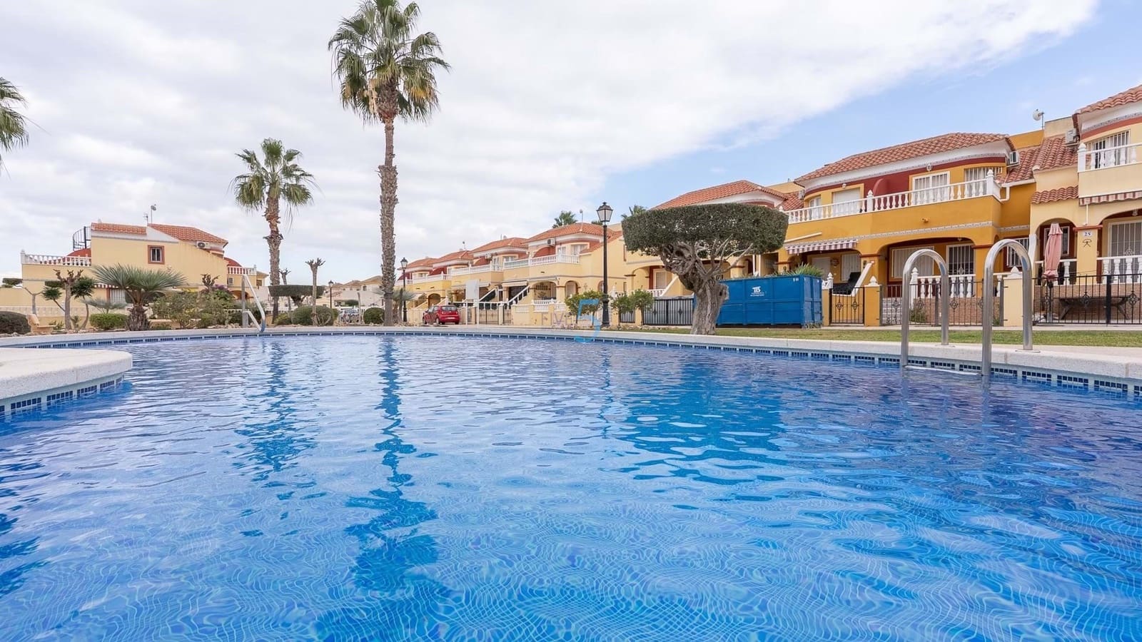 3 bedroom Villa for sale in Lo Crispin with pool - € 349,995 (Ref: 9571990)