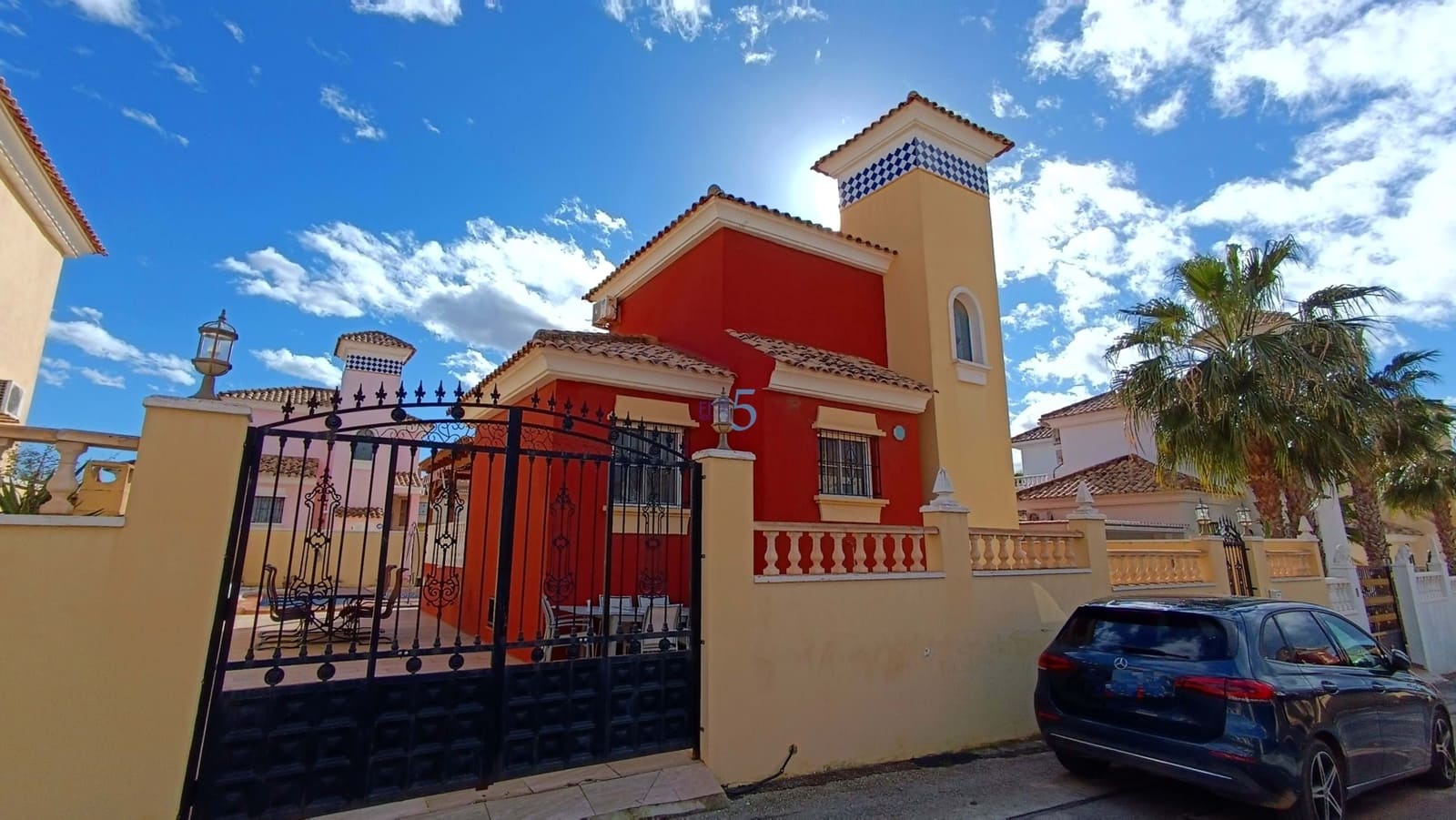 3 bedroom Villa for sale in Lo Crispin with pool - € 349,995 (Ref: 9571990)