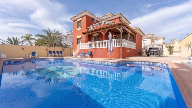 Chalet de 3 habitaciones en Lo Crispin, Algorfa en venta con piscina - 349.995 € (Ref: 9571990)