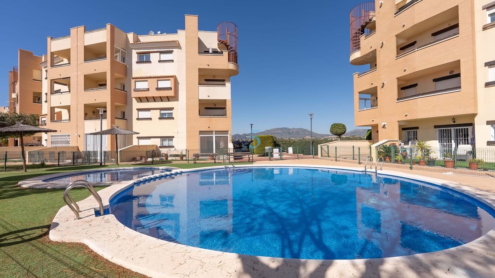 2 slaapkamer Penthouse te koop in La Tercia met zwembad garage - € 99.950 (Ref: 9572258)