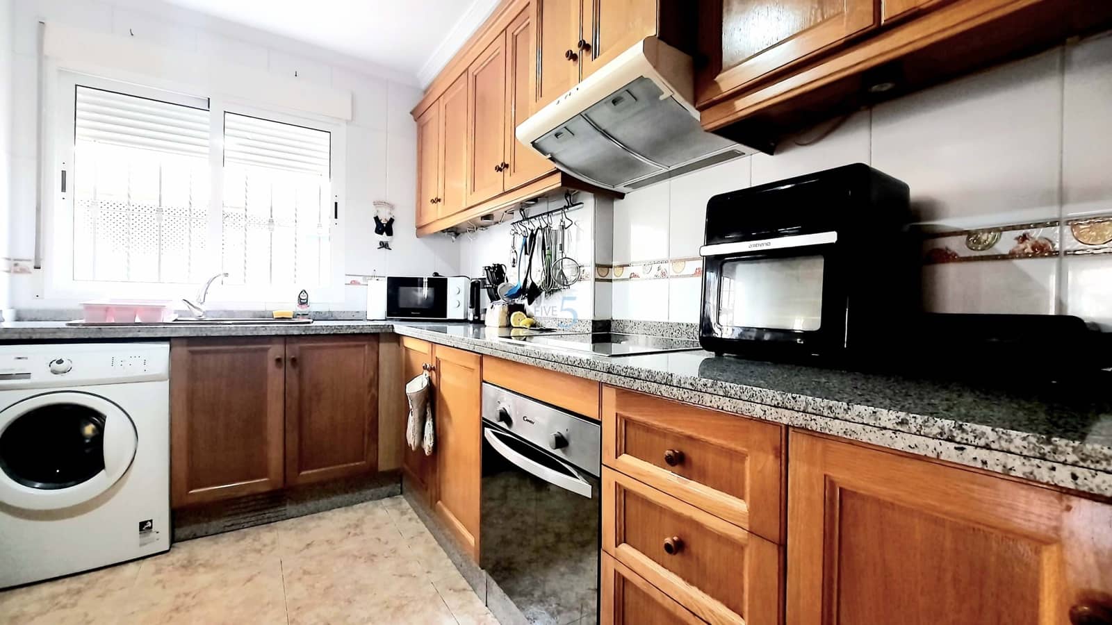 2 sypialnia Dom na sprzedaż w Los Alcazares z basenem - 185 000 € (Ref: 9575126)