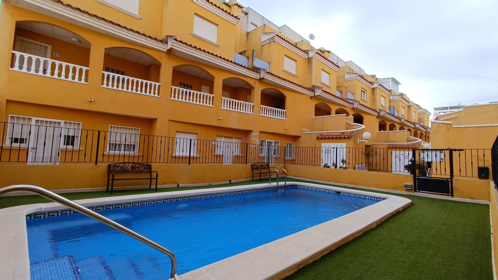 3 sovrum Hus till salu i Jacarilla med pool garage - 120 000 € (Ref: 9575127)