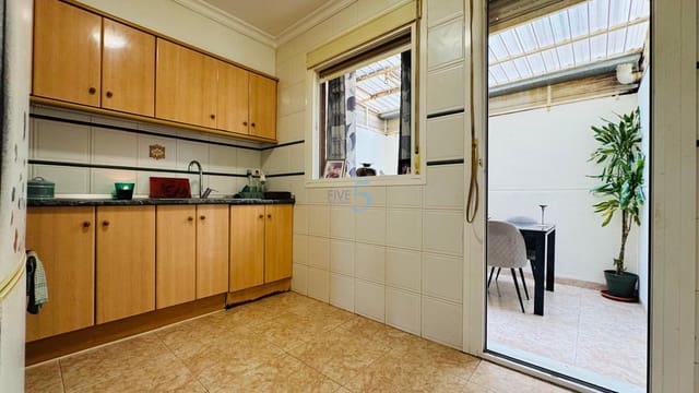 3 sypialnia Willa na sprzedaż w Torrevieja - 249 000 € (Ref: 9575128)