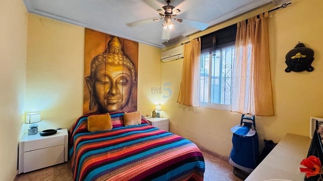 3 sypialnia Willa na sprzedaż w Torrevieja - 249 000 € (Ref: 9575128)