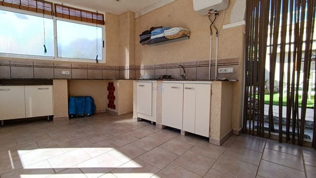 4 chambre Villa/Maison à vendre à San Miguel de Salinas avec piscine garage - 575 000 € (Ref: 9581372)