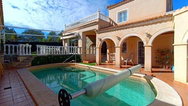 4 chambre Villa/Maison à vendre à San Miguel de Salinas avec piscine garage - 575 000 € (Ref: 9581372)