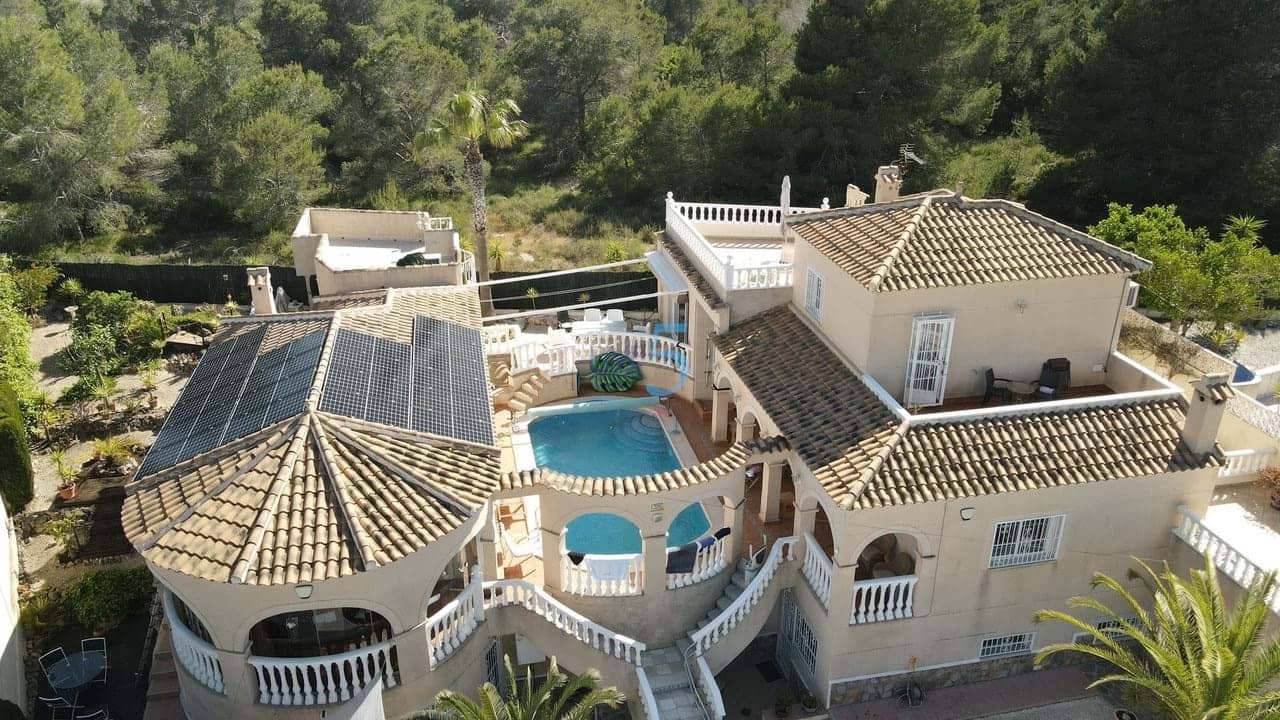 4 bedroom Villa for sale in San Miguel de Salinas with pool garage - € 575,000 (Ref: 9581372)
