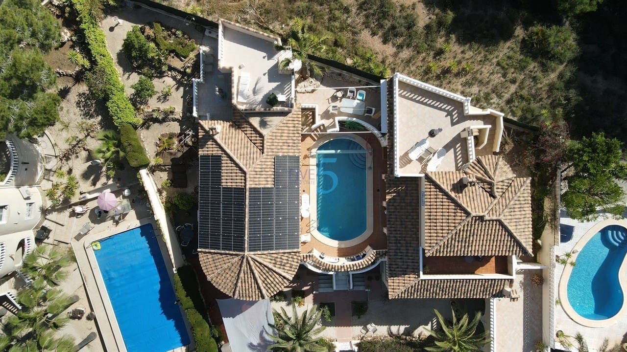 4 bedroom Villa for sale in San Miguel de Salinas with pool garage - € 575,000 (Ref: 9581372)