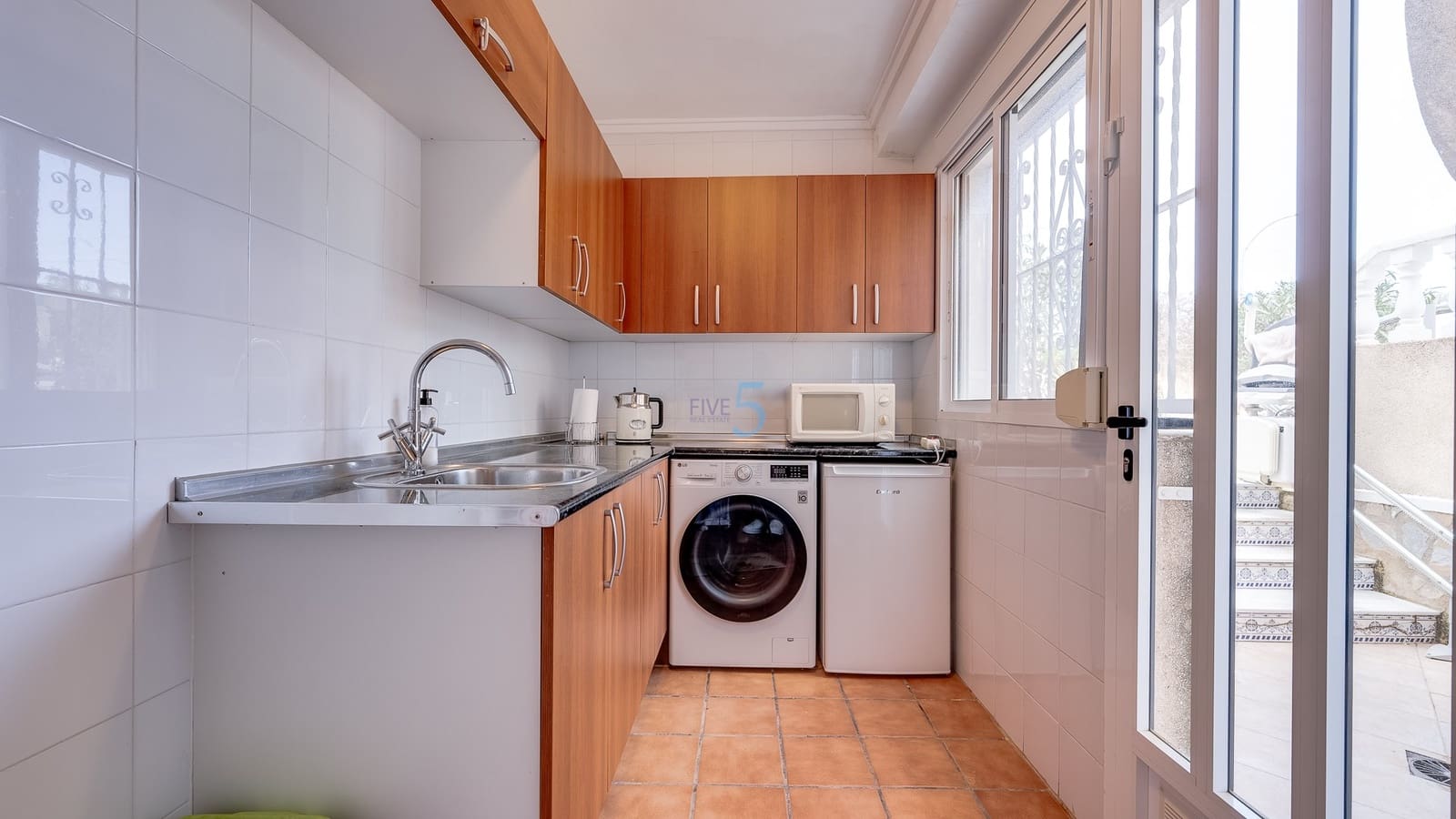 4 soverom Villa til salgs i San Miguel de Salinas med svømmebasseng garasje - € 575 000 (Ref: 9581372)