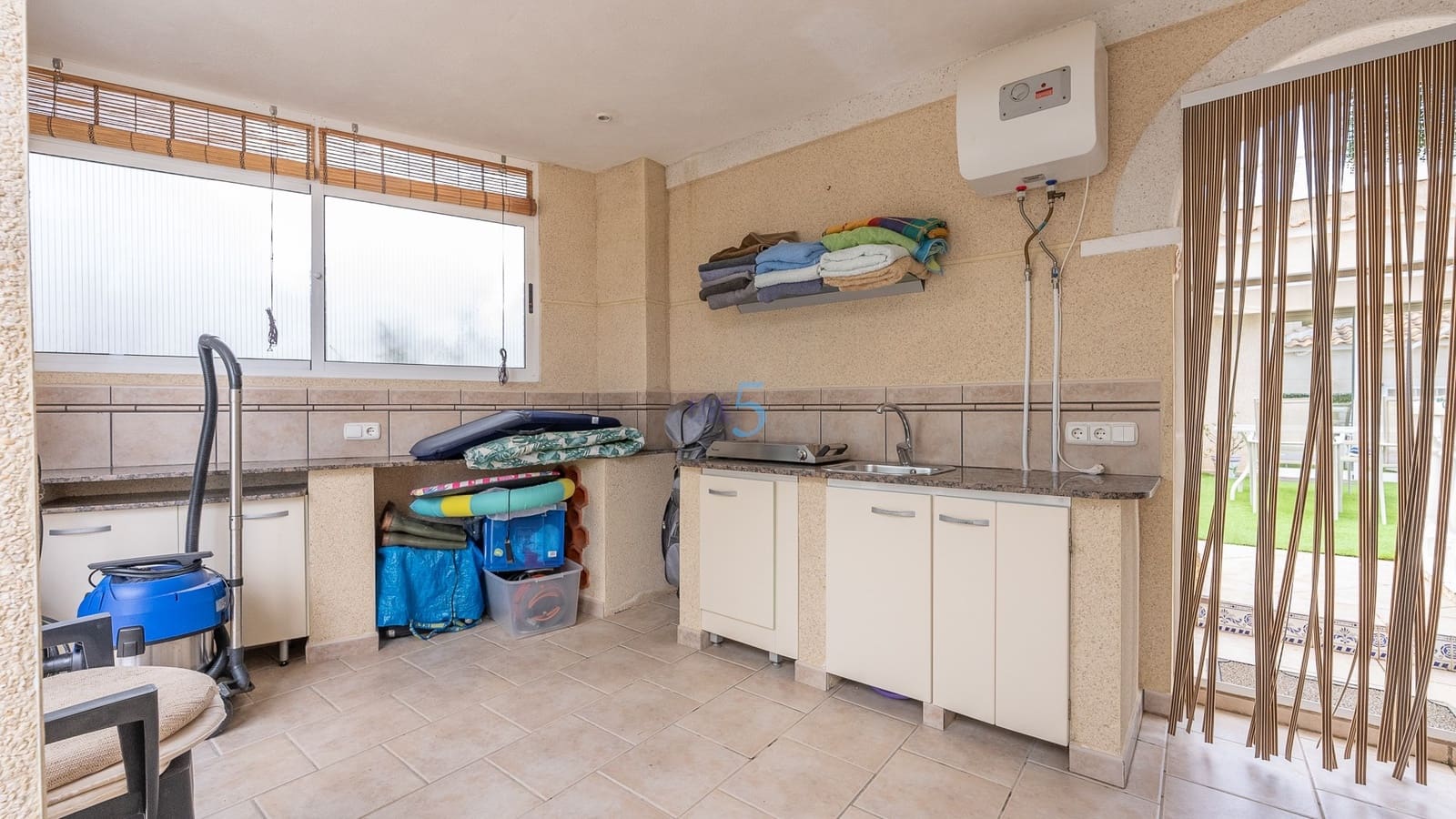 4 soverom Villa til salgs i San Miguel de Salinas med svømmebasseng garasje - € 575 000 (Ref: 9581372)