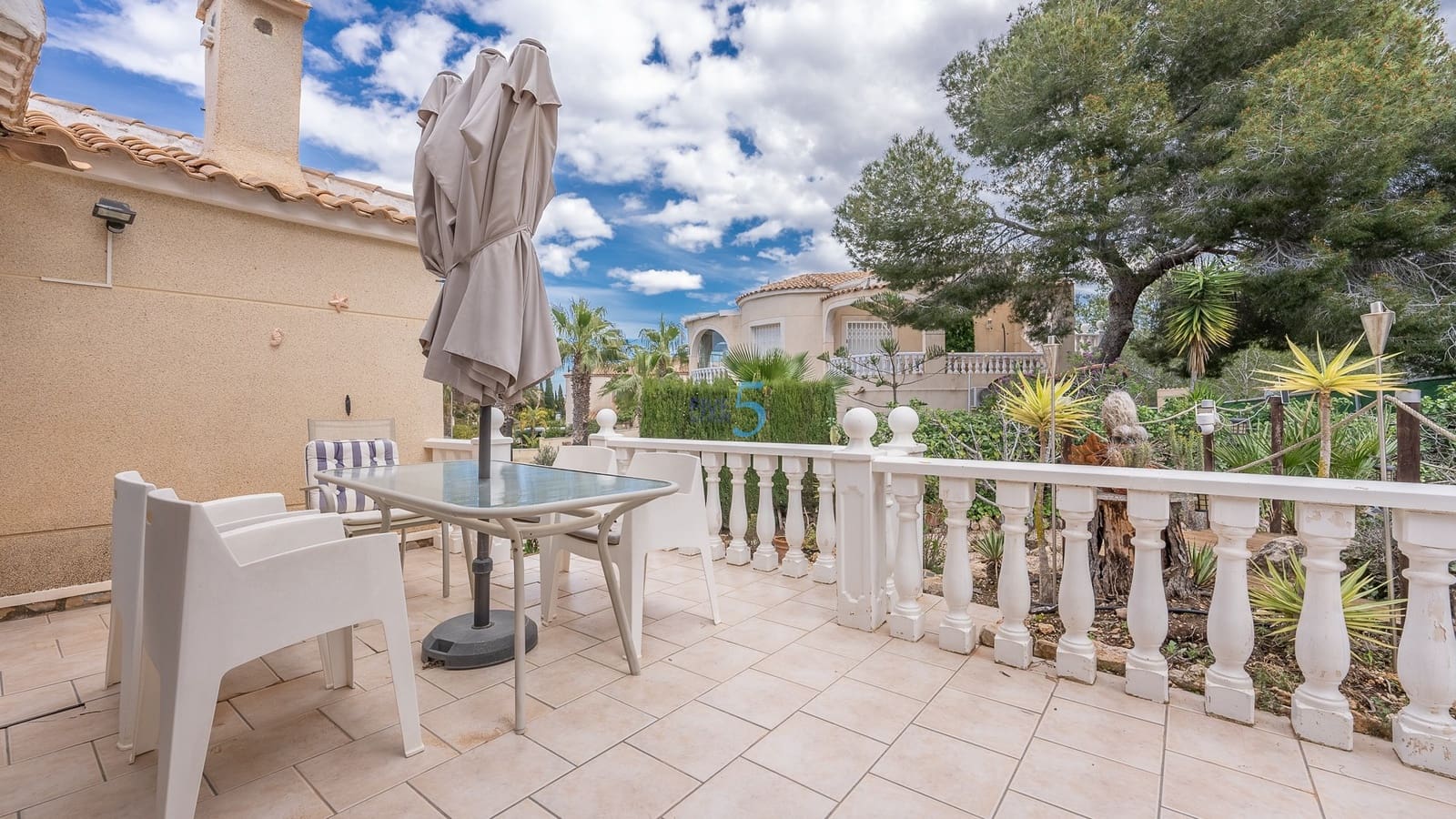 4 soverom Villa til salgs i San Miguel de Salinas med svømmebasseng garasje - € 575 000 (Ref: 9581372)