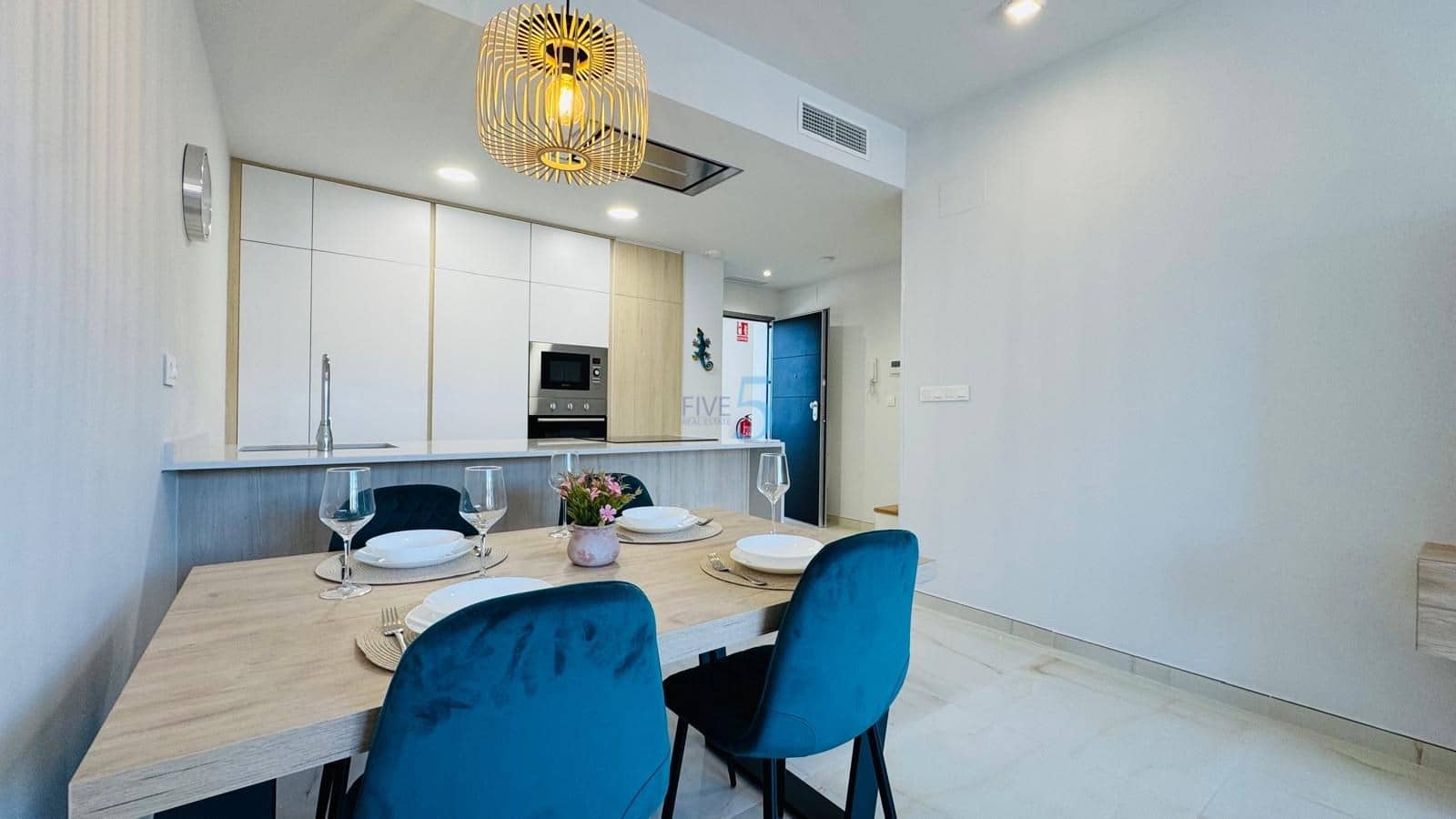 2 sypialnia Apartament na sprzedaż w Los Altos z basenem garażem - 285 000 € (Ref: 9581373)