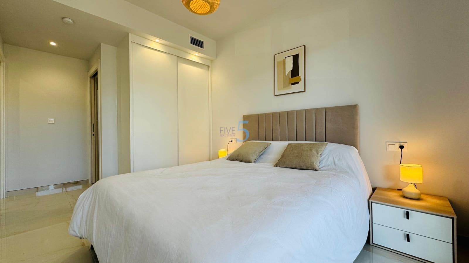 2 sypialnia Apartament na sprzedaż w Los Altos z basenem garażem - 285 000 € (Ref: 9581373)