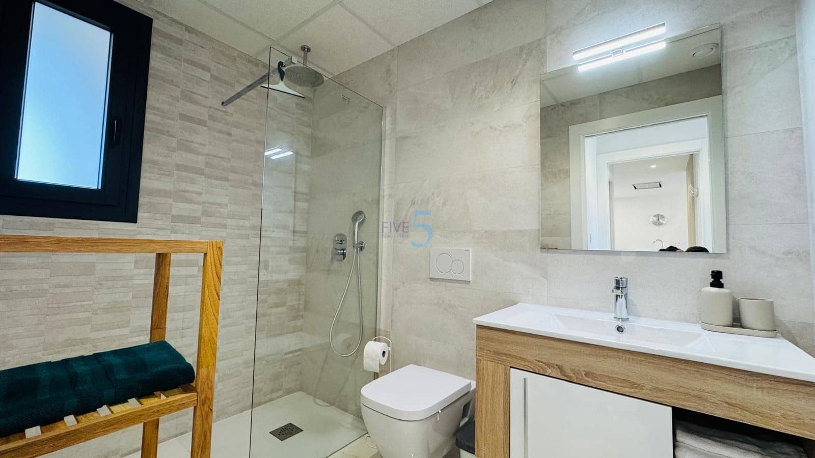 2 sypialnia Apartament na sprzedaż w Los Altos z basenem garażem - 285 000 € (Ref: 9581373)