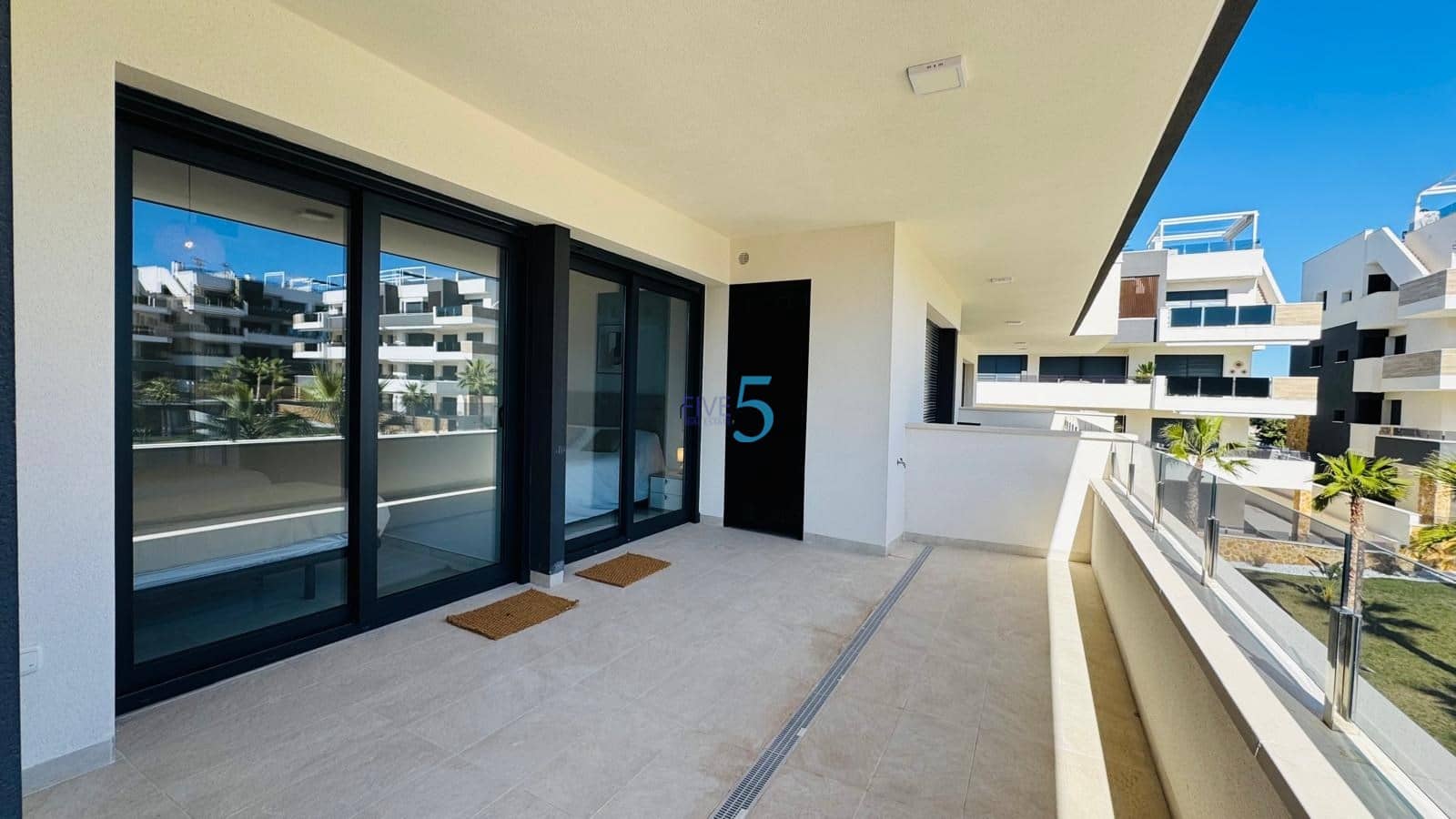 2 sypialnia Apartament na sprzedaż w Los Altos z basenem garażem - 285 000 € (Ref: 9581373)