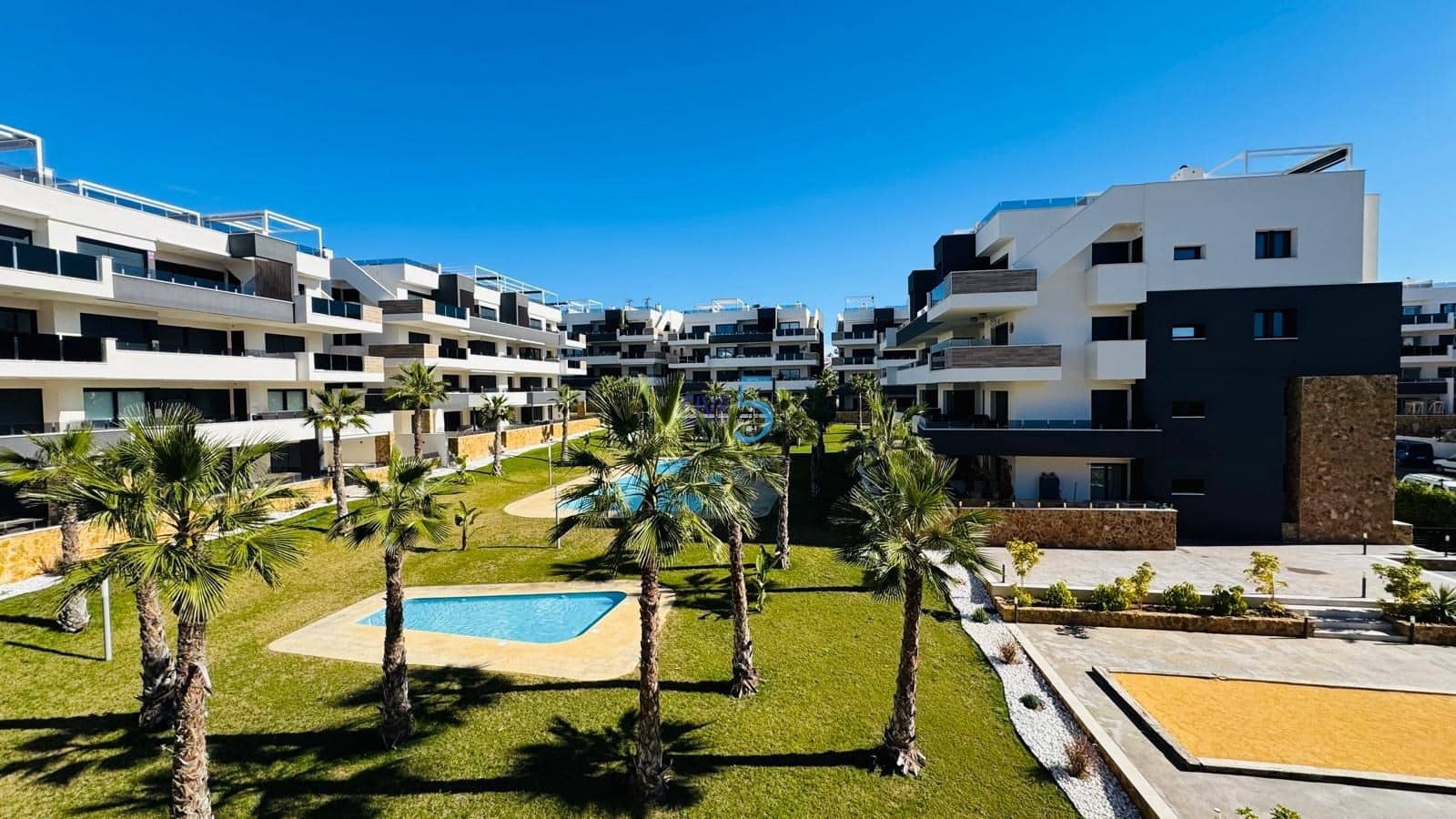 2 sypialnia Apartament na sprzedaż w Los Altos z basenem garażem - 285 000 € (Ref: 9581373)