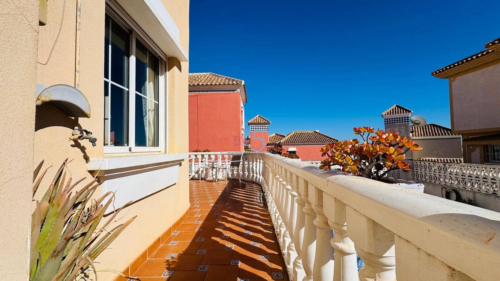 3 quarto Moradia para venda em Villamartin com piscina garagem - 285 000 € (Ref: 9581374)