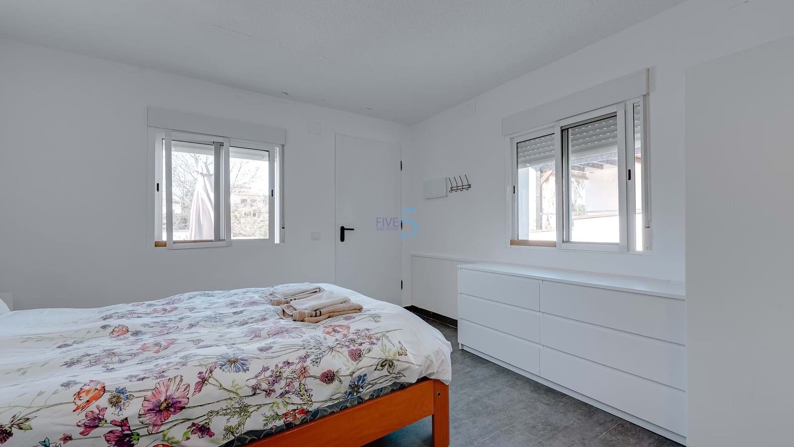 3 Zimmer Villa zu verkaufen in Los Balcones mit Pool Garage - 585.000 € (Ref: 9581375)