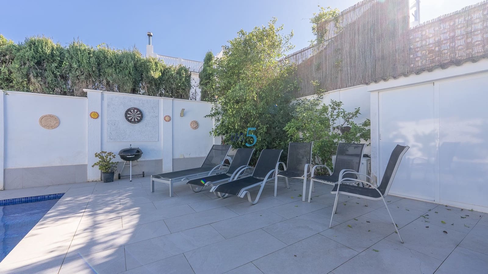 3 Zimmer Villa zu verkaufen in Los Balcones mit Pool Garage - 585.000 € (Ref: 9581375)