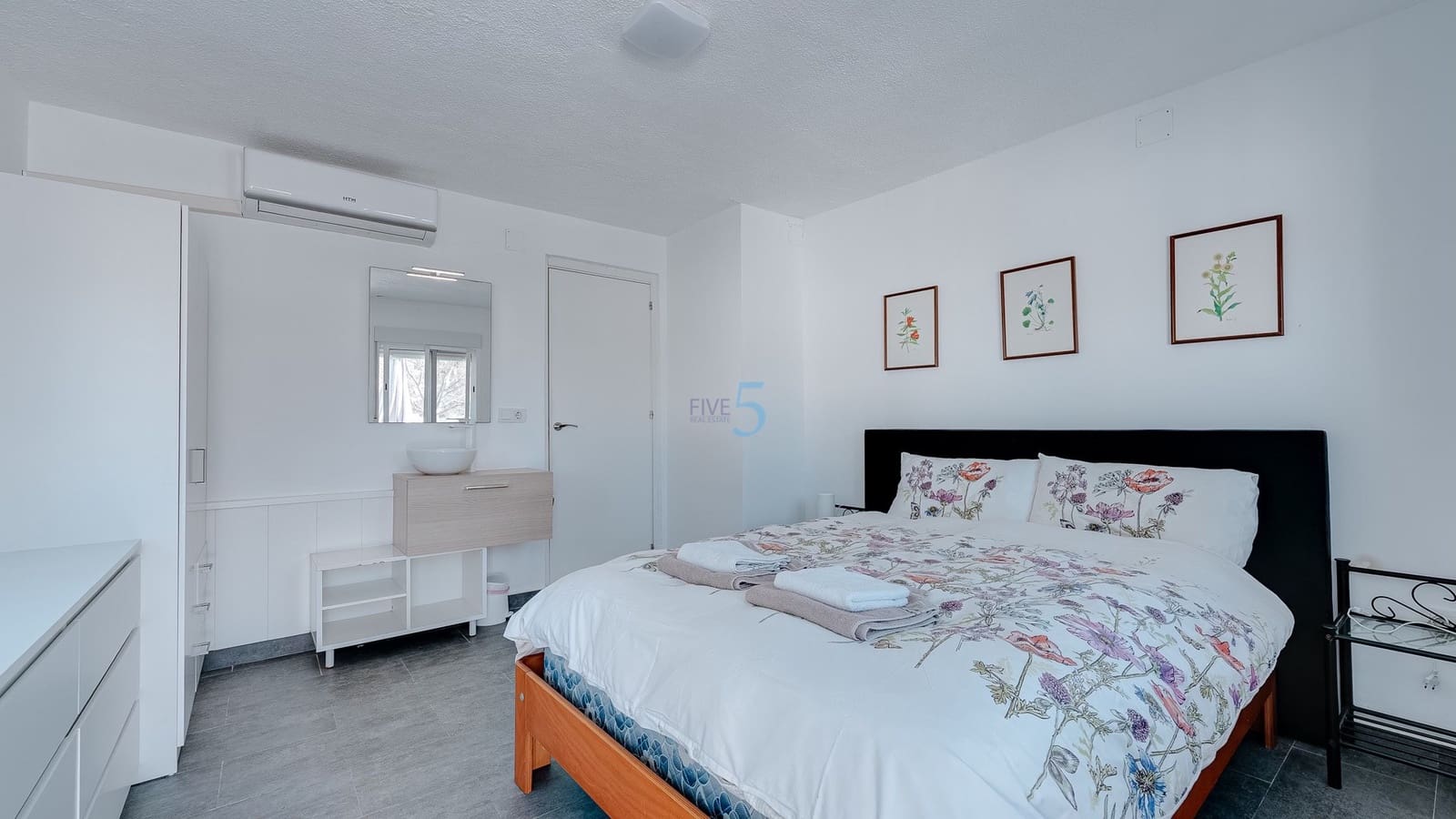 3 Zimmer Villa zu verkaufen in Los Balcones mit Pool Garage - 585.000 € (Ref: 9581375)