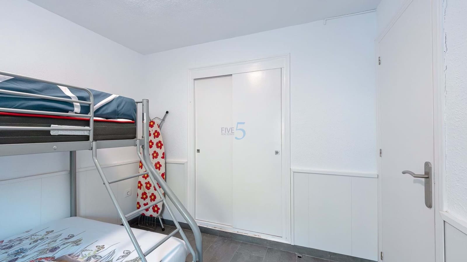 3 Zimmer Villa zu verkaufen in Los Balcones mit Pool Garage - 585.000 € (Ref: 9581375)