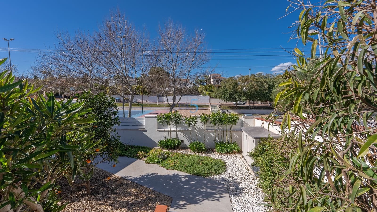 3 Zimmer Villa zu verkaufen in Los Balcones mit Pool Garage - 585.000 € (Ref: 9581375)