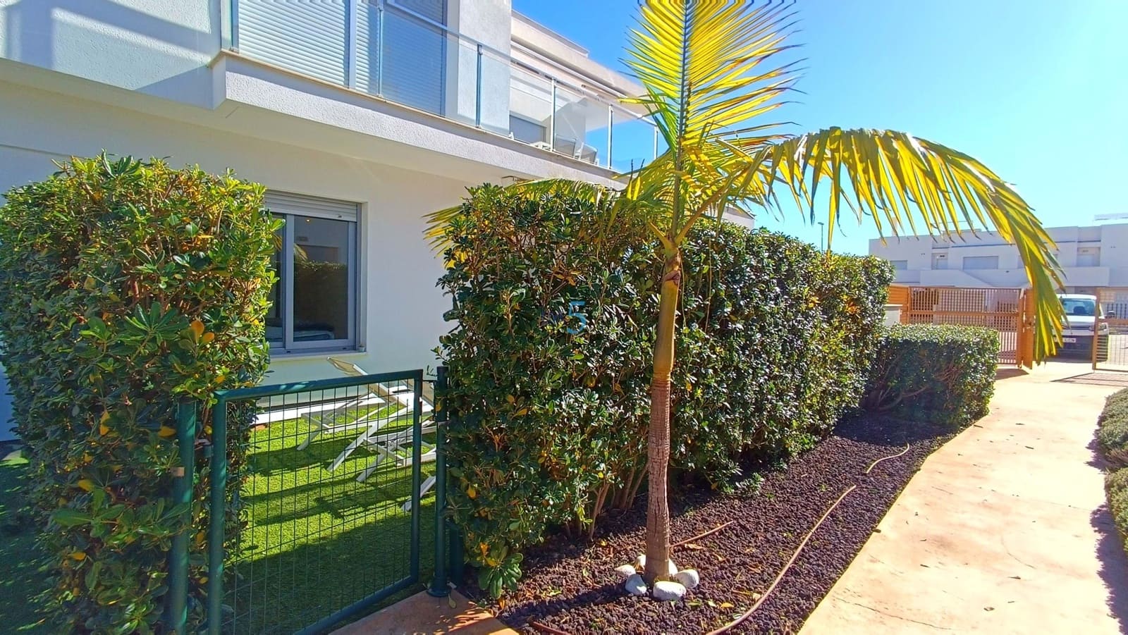 3 sypialnia Apartament na sprzedaż w Vistabella z basenem garażem - 275 000 € (Ref: 9581376)