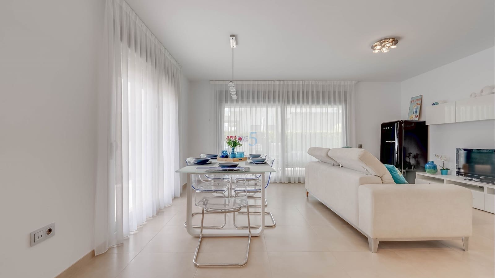3 sypialnia Apartament na sprzedaż w Vistabella z basenem garażem - 275 000 € (Ref: 9581376)