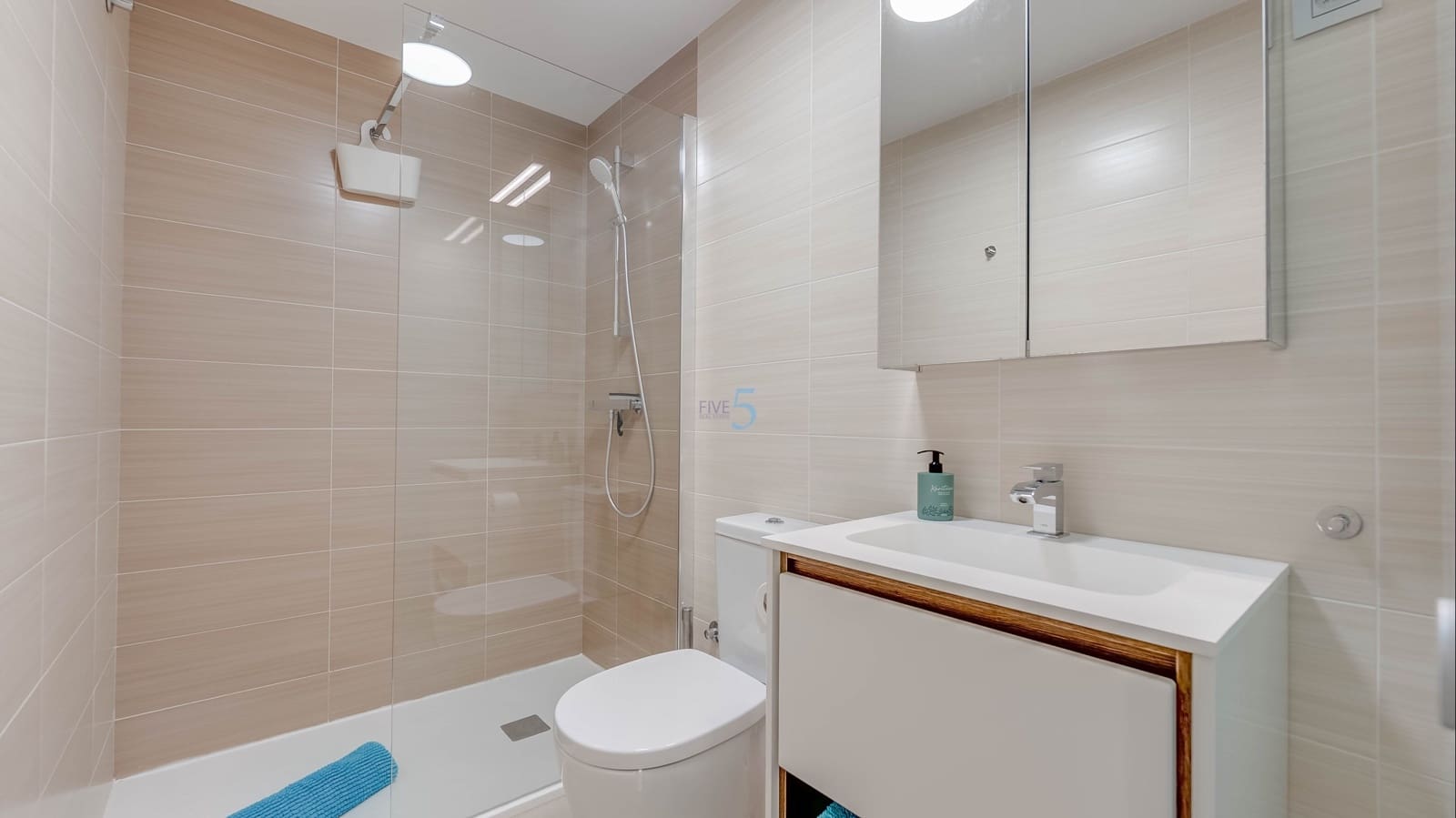 3 sypialnia Apartament na sprzedaż w Vistabella z basenem garażem - 275 000 € (Ref: 9581376)