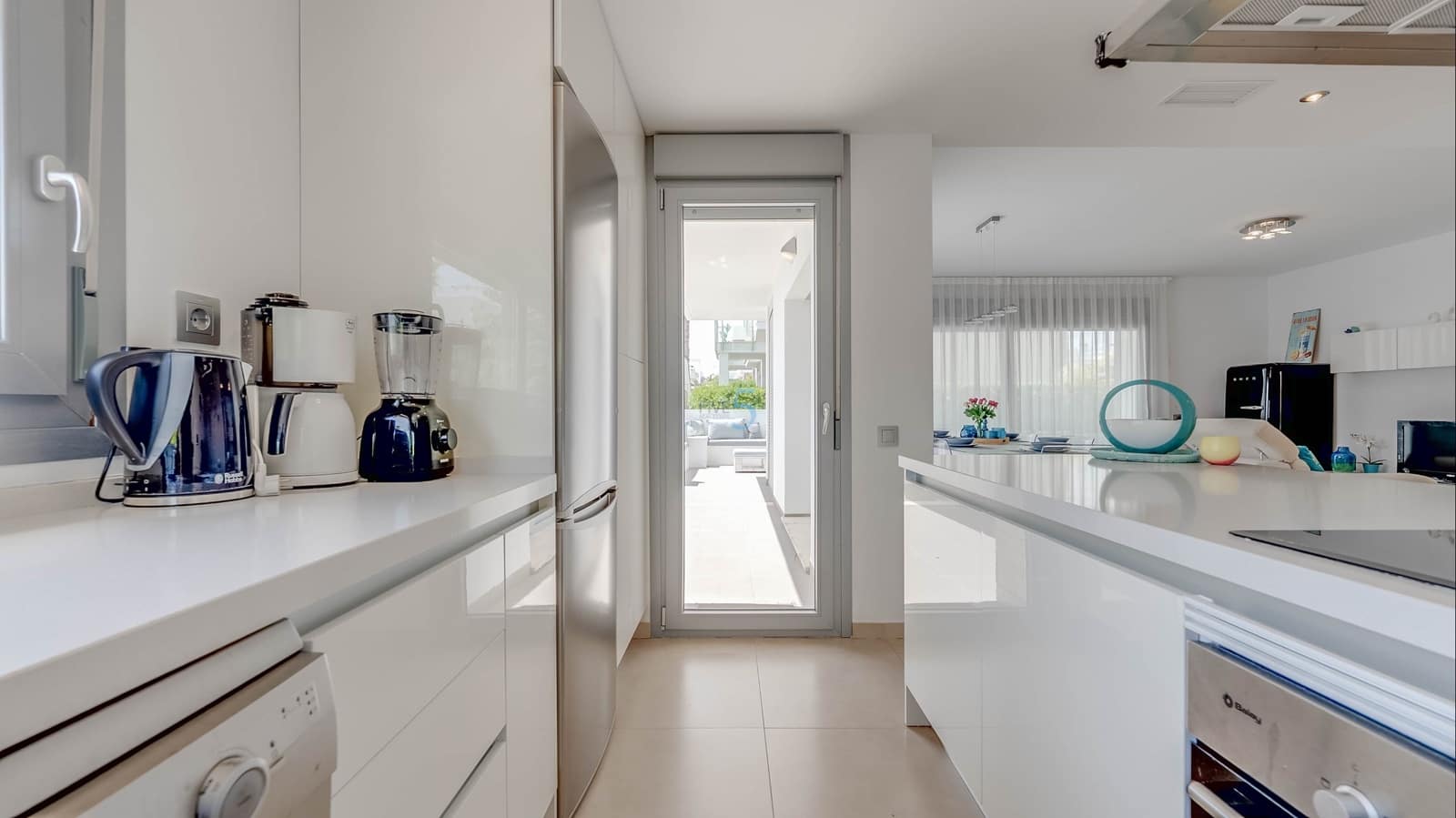 3 sypialnia Apartament na sprzedaż w Vistabella z basenem garażem - 275 000 € (Ref: 9581376)