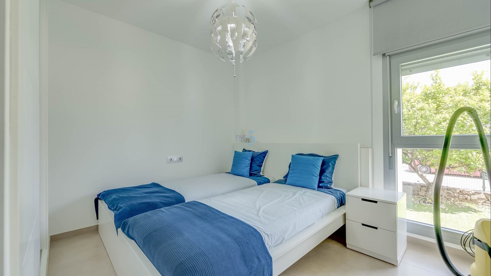 3 sypialnia Apartament na sprzedaż w Vistabella z basenem garażem - 275 000 € (Ref: 9581376)