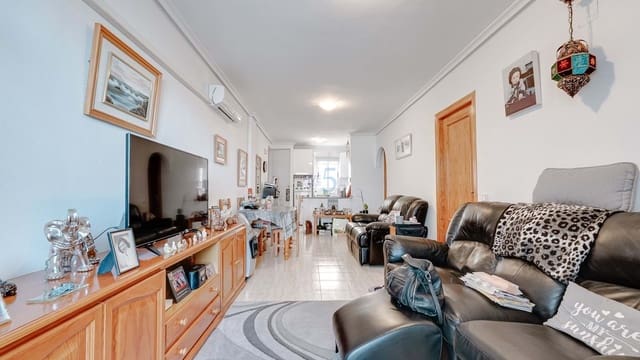 3 soveværelse Lejlighed til salg i Torrevieja med swimmingpool garage - € 119.995 (Ref: 9585047)