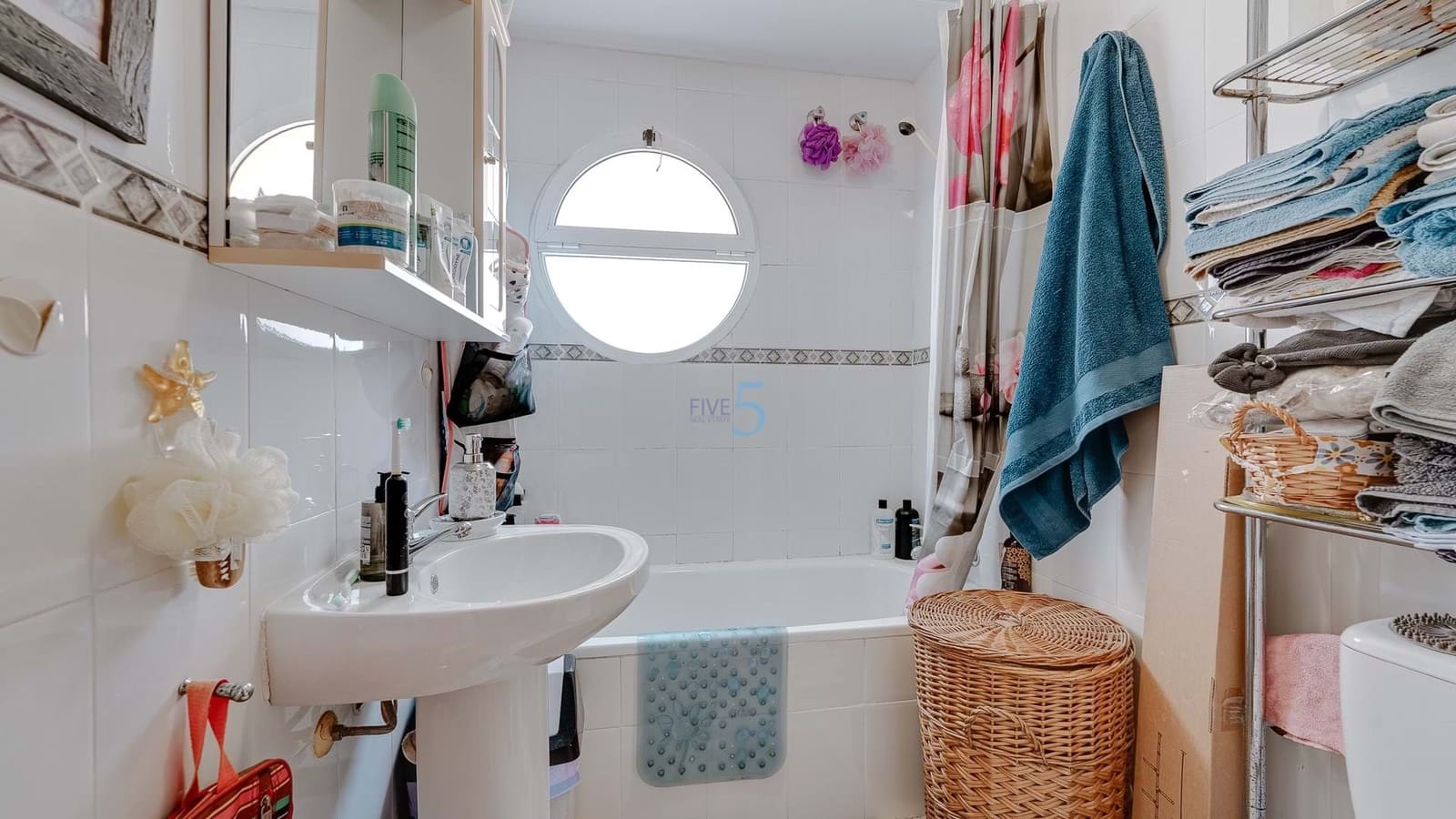 3 soveværelse Lejlighed til salg i Torrevieja med swimmingpool garage - € 119.995 (Ref: 9585047)