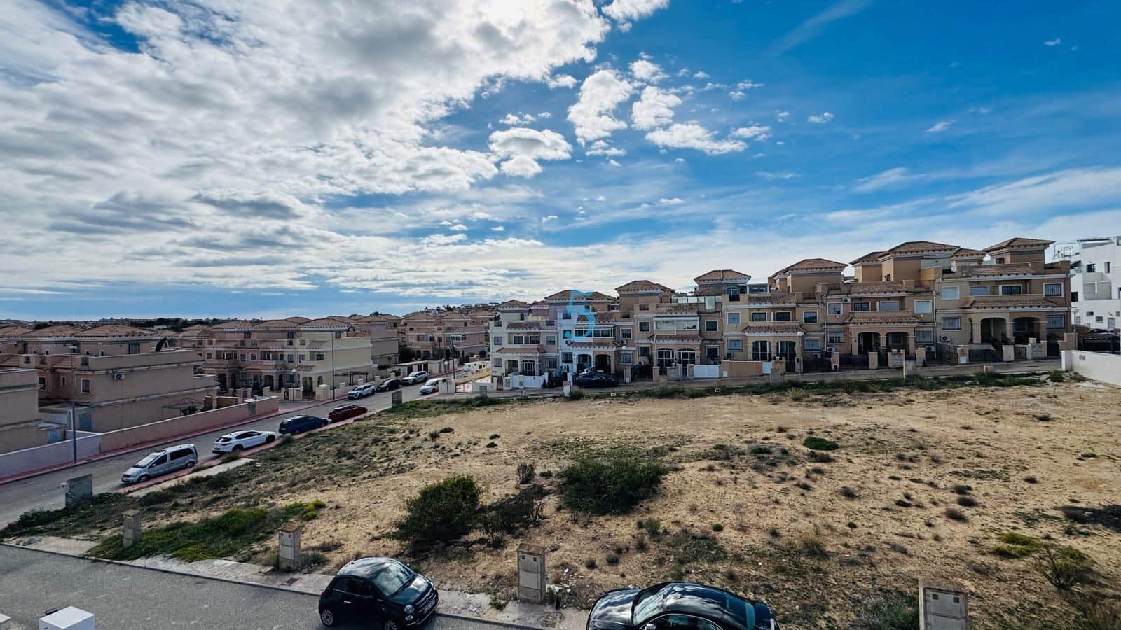 3 soveværelse Byhus til salg i Villamartin med swimmingpool garage - € 340.000 (Ref: 9585048)