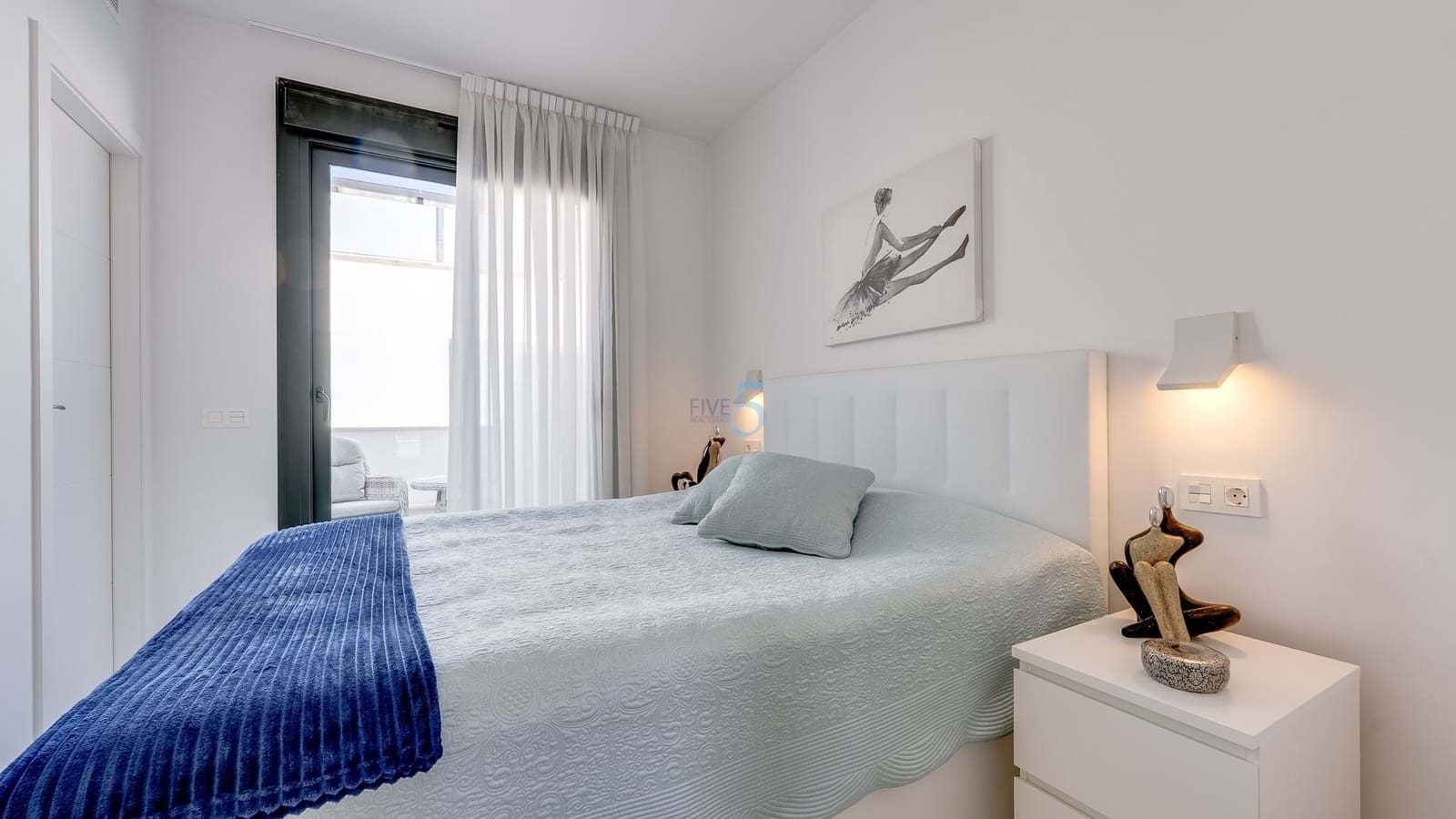 3 bedroom Townhouse for sale in Villamartin with pool garage - € 340,000 (Ref: 9585048)