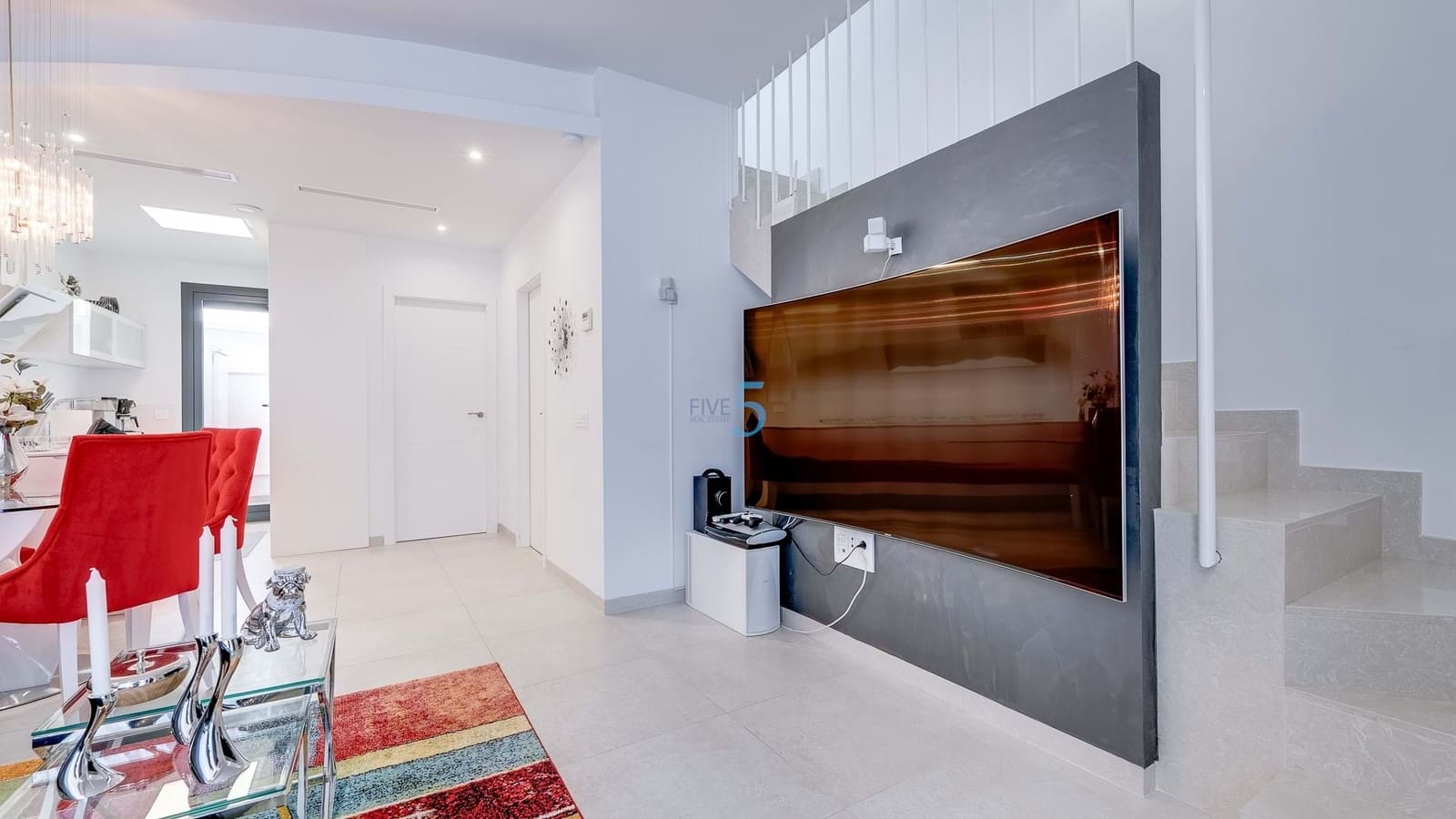 3 bedroom Townhouse for sale in Villamartin with pool garage - € 340,000 (Ref: 9585048)