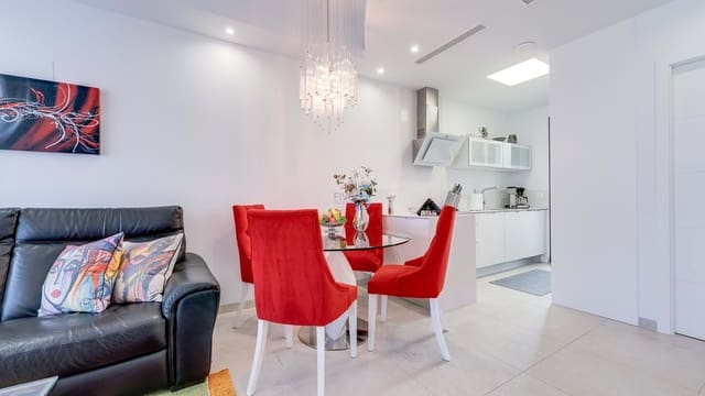 3 soveværelse Byhus til salg i Villamartin, Orihuela med swimmingpool garage - € 340.000 (Ref: 9585048)